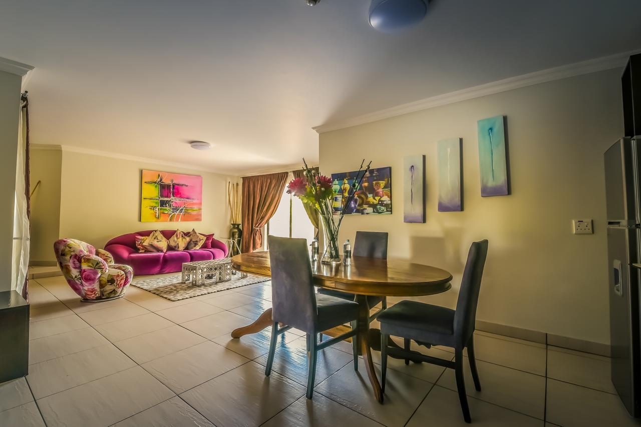 באנוני The Lakes Hotel & Conference Centre מראה חיצוני תמונה