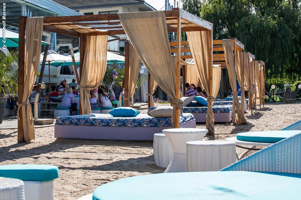 באנוני The Lakes Hotel & Conference Centre מראה חיצוני תמונה