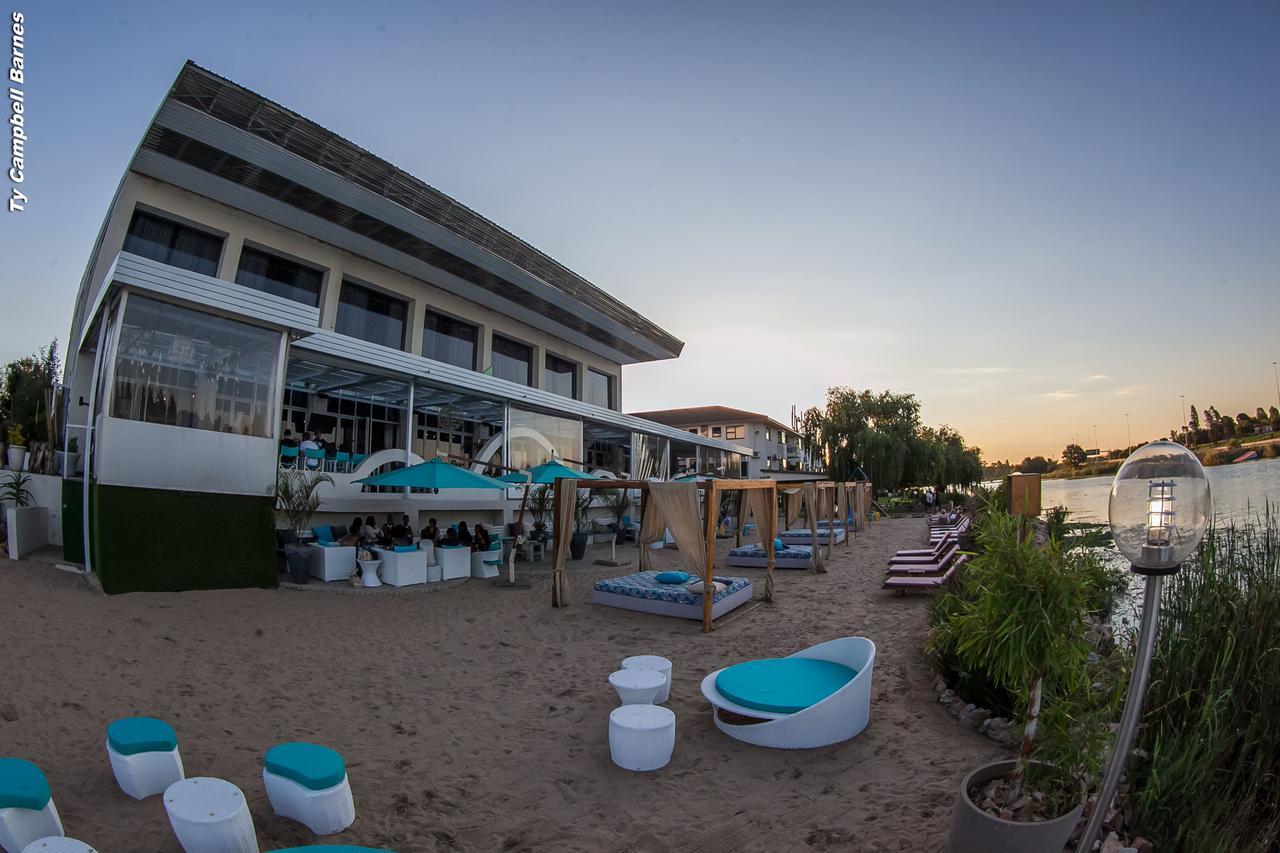באנוני The Lakes Hotel & Conference Centre מראה חיצוני תמונה