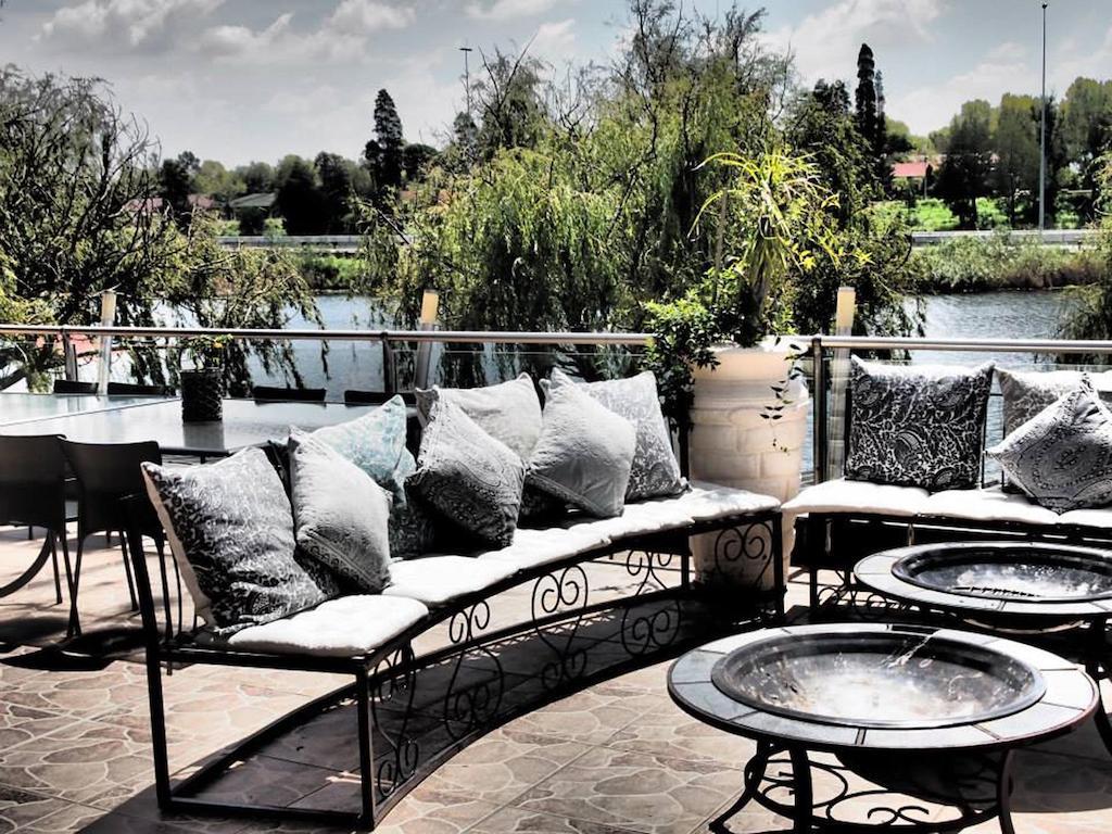 באנוני The Lakes Hotel & Conference Centre מראה חיצוני תמונה