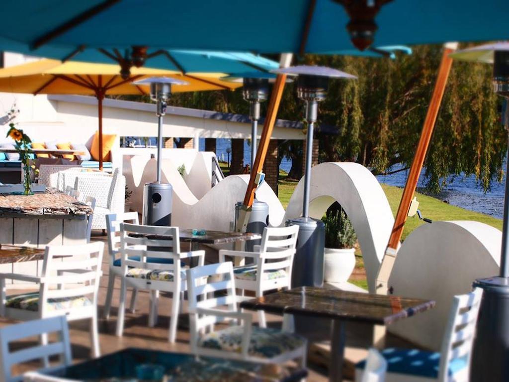 באנוני The Lakes Hotel & Conference Centre מראה חיצוני תמונה